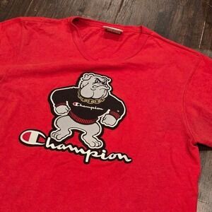 Vintage Y2K Champion Embroidered Patch Bulldog T-Shirt Mens Medium Red Tee Flaws
